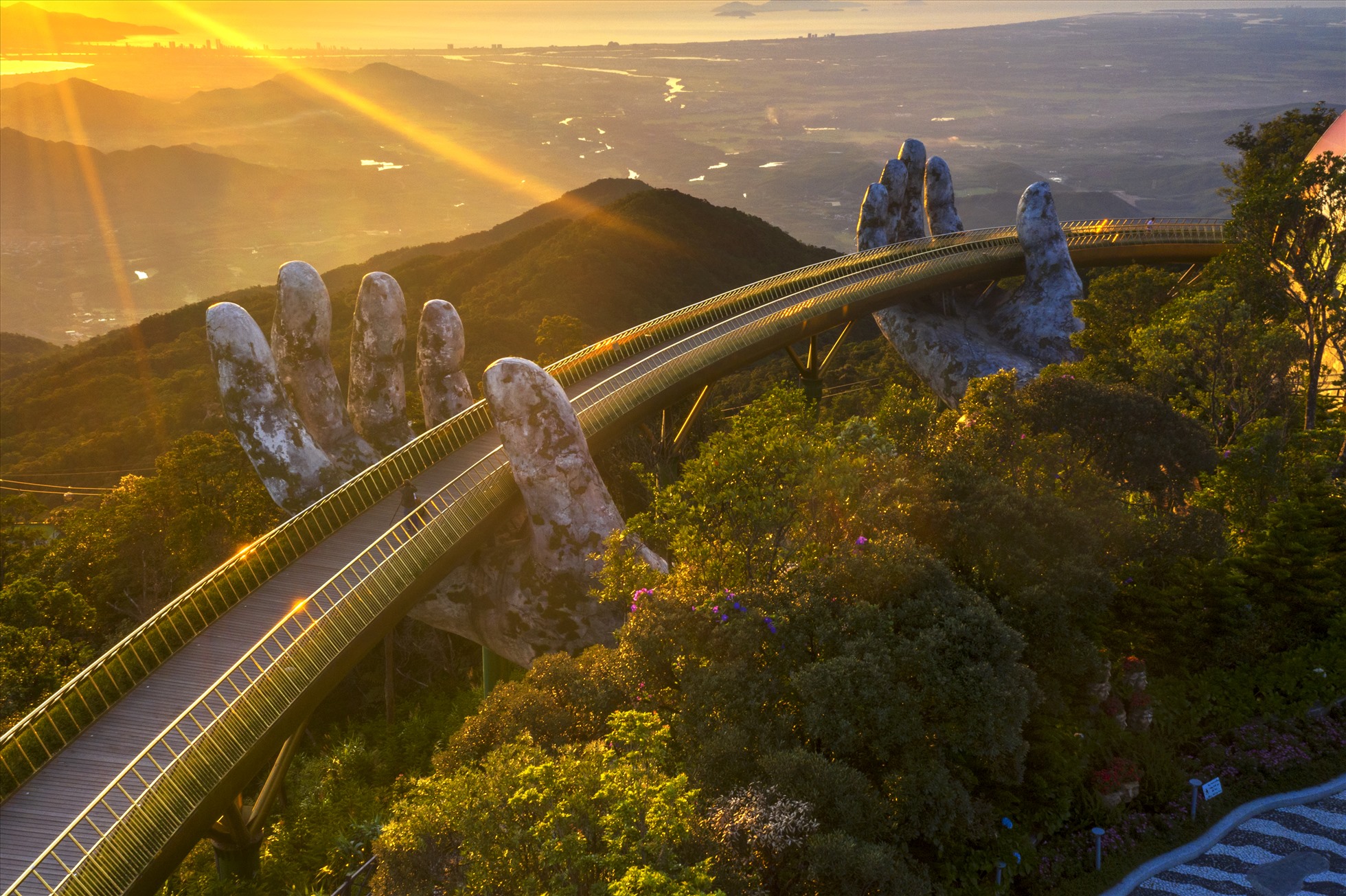 golden bridge ba na hills