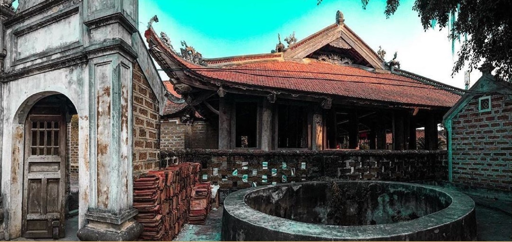 Duong Lam acient village